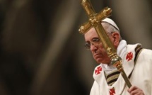 Vatican: pas de trêve estivale pour le pape François