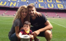 Shakira et Gerard Piqué: Fiers de leur bébé Milan pour ses premiers pas au stade