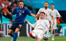 Ligue des Nations : l'Espagne mène toujours (2-0) et maîtrise l'Italie réduite à 10