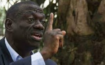 En Ouganda, Kizza Besigye signe son retour sur la scène politique