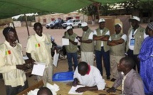 Mali: les partis en lice pour le second tour des législatives