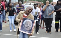 Afrique du Sud: première journée sans Mandela à Soweto