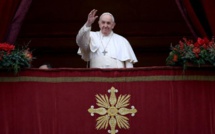 "Urbi et orbi" : pour Noël, le pape appelle au "dialogue" et déplore les "tragédies oubliées"
