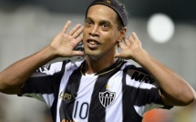 Ronaldinho : le footballeur se lance dans la chanson !