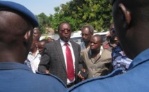 Burundi: la crise politique se mue en crise institutionnelle