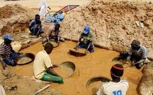 Au Soudan, l'illusion dorée des chercheurs de pépites dans le désert