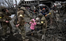 Guerre en Ukraine: cinq millions de personnes ont fui le pays (ONU)
