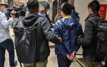 Hong Kong: une cinquantaine de militants pro-démocratie vont comparaître devant un tribunal