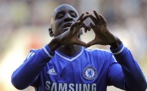 Demba Ba garde Chelsea dans le coup