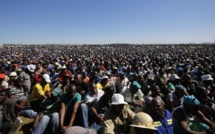 Afrique du Sud: des mineurs non grévistes tués à Marikana