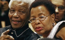 Afrique du Sud: des mémoires qui menacent l’unité du clan Mandela