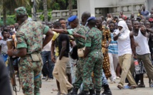 Des milliers d'Ivoiriens s'opposent à la démolition de leurs maisons