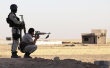 Irak: les peshmergas kurdes tentent de reprendre l'avantage