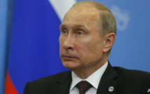Poutine : "n'avancez plus en Ukraine"