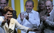 Brésil: la présidente Dilma Rousseff réélue de justesse