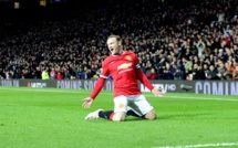 Man United: Devenu milieu de terrain, Rooney brille de mille feux