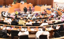 Sénégal : les députés examinent plusieurs projets de loi relatifs à la santé