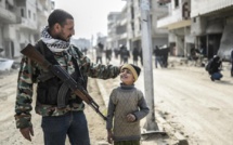 Libérée, la ville de Kobane reprend vie entre joie et tristesse