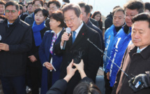 Le chef de file de l'opposition sud-coréenne, Lee Jae-myung, attaqué à l'arme blanche