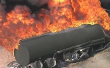 Kédougou: l'explosion d'un camion citerne cause la mort d'un chauffeur et de son apprenti