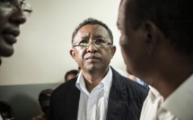 Madagascar: le président conteste sa destitution