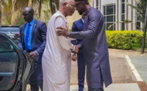 Dakar : le Premier ministre de la Guinée s’est rendu chez Boun Abdallah Dionne pour présenter ses condoléances