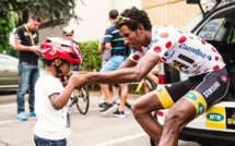Les Erythréens du Tour de France accueillis en héros à Asmara