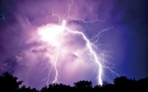  Kolda : une jeune femme meurt foudroyée, deux autres personnes grièvement blessées