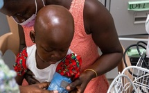 Cancer chez les enfants : seuls 25 % bénéficient de soins adéquats, entre 800 et 1 200 nouveaux cas attendus chaque année 