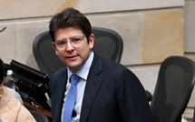 Colombie: le prétendant à la présidence touché par trois balles, dont deux à la tête