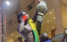 African Glory : Mouhamed Tafsir Ba champion intercontinental Wako pro devant le suisse Éric Brito