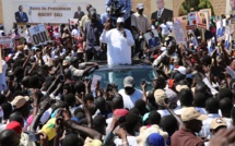 "Cette curieuse galaxie qui a une peur bleue du OUI...", (présidence)
