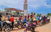 Mali: Bamako à son tour affectée par l’embargo jihadiste sur le carburant