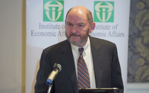 « Macky Sall se pavane sur la scène internationale… il devrait être considéré comme un paria » (Peter Doyle, ex-cadre senior du FMI)