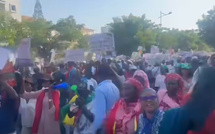 🔴Suivez en DIRECT la marche du Front de défense pour la République (FDR)