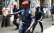 Mbour : bataille rangée entre policiers et chauffeurs à cause de la saisie d’une moto