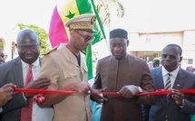 Dakar : le maire Abass Fall inaugure le nouveau service d’urgence de l’hôpital Abass Ndao et offre ses indemnités à la maternité