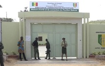 Affaire des téléphones de Farba Ngom : le garde pénitentiaire placé sous mandat de dépôt