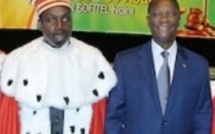 La révision de la Constitution ivoirienne annoncée par Ouattara "sort du champ juridique et pose un problème politique" (Francis Wodié)