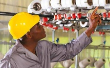 Emploi et salaires au Sénégal : l’industrie dope le secteur moderne avec plus de 400 milliards de FCFA de masse salariale au dernier trimestre 2025