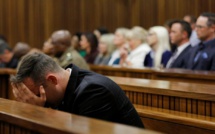 Procès Pistorius: en larmes, le père de Reeva Steenkamp accable l'athlète