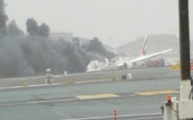 Un avion d'Emirates en flammes après son atterrissage à l'aéroport de Dubaï - Pas de victimes - Les premières images