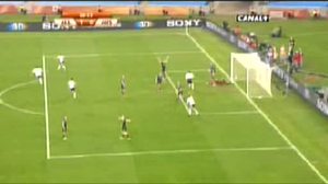 (Vidéo) Foot-CM-Groupe D: Démonstration de force de l'Allemagne face à l'Australie (4-0)