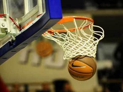 SENEGAL-BASKET-CHAMPIONNAT-RESULTAT: DUC bat Gorée (61-55) et reste champion SENEGAL-BASKET-CHAMPIONNAT-RESULTAT: DUC bat Gorée (61-55) et reste champion