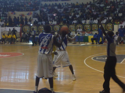 Basket-Finale Coupe du Sénégal: L'UGB domine le DUC et remporte sa première coupe du Sénégal Basket-Finale Coupe du Sénégal: L'UGB domine le DUC et remporte sa première coupe du Sénégal